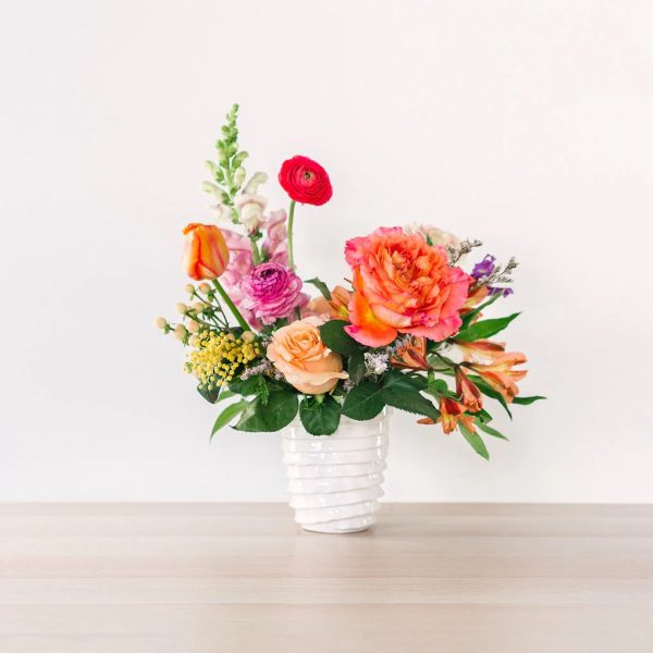 Designers choice Small floral arrangement - Image 2